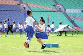 线下牛牛防作弊指南：注意那些频繁洗牌的手势。（线下牛牛防作弊须知：警惕频繁洗牌的手势）